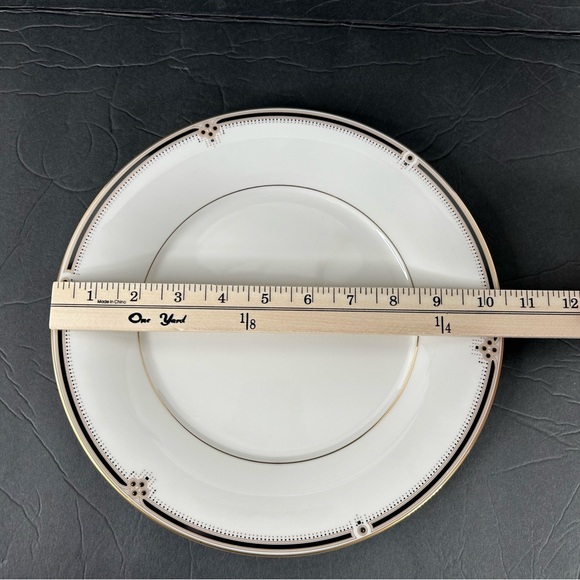 Noritake Evening Gown Dinner Plate Gold Color Trim Black Dots - Picture 2 of 8